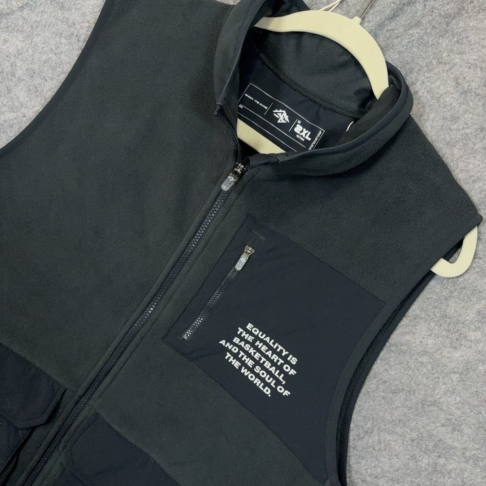 Anta Sports Shock The Game Fleece Vest Men Sz L Gray Black Lined NWT (SIZE NOTE)